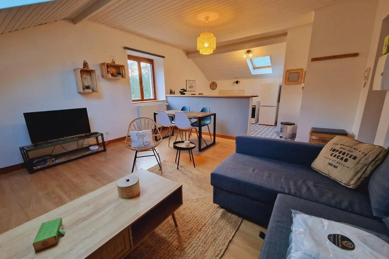 All In Rattan #Ek Goncelin Apartment